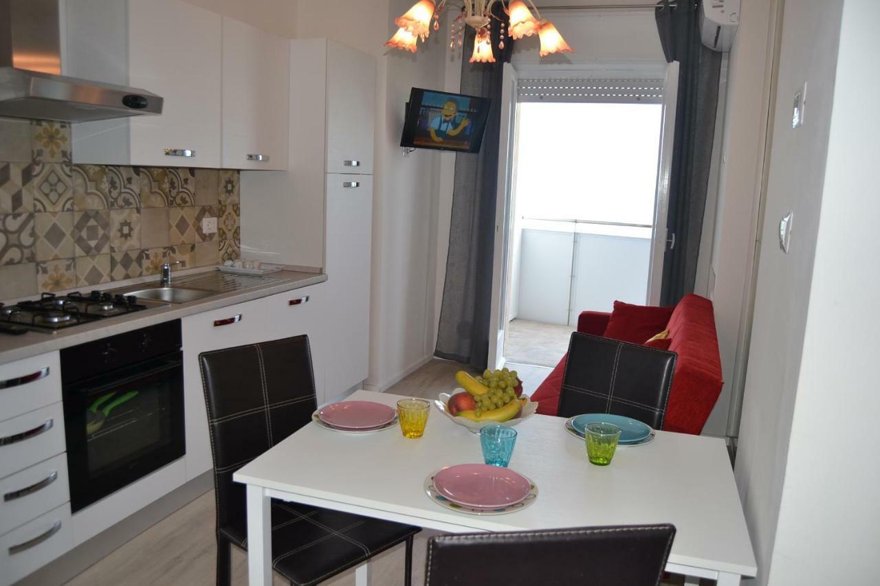 Fronte Mare Panoramico San Benedetto Apartment ซัน เบเนเดตโต เดล ตรอนโต ภายนอก รูปภาพ